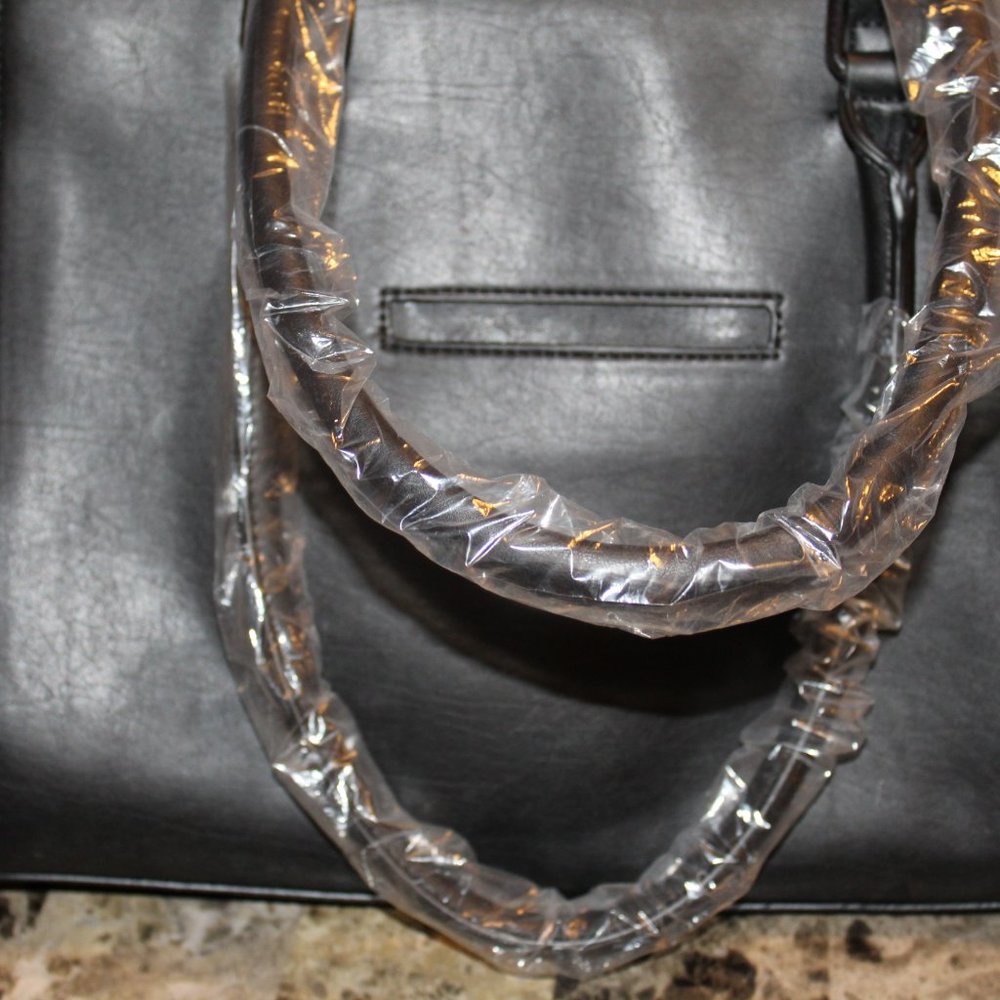 ⭐️CLEARANCE SALE⭐️👜Host Pick👜 INC Faux Leather Shoulder Tote Purse - Picture 5 of 9